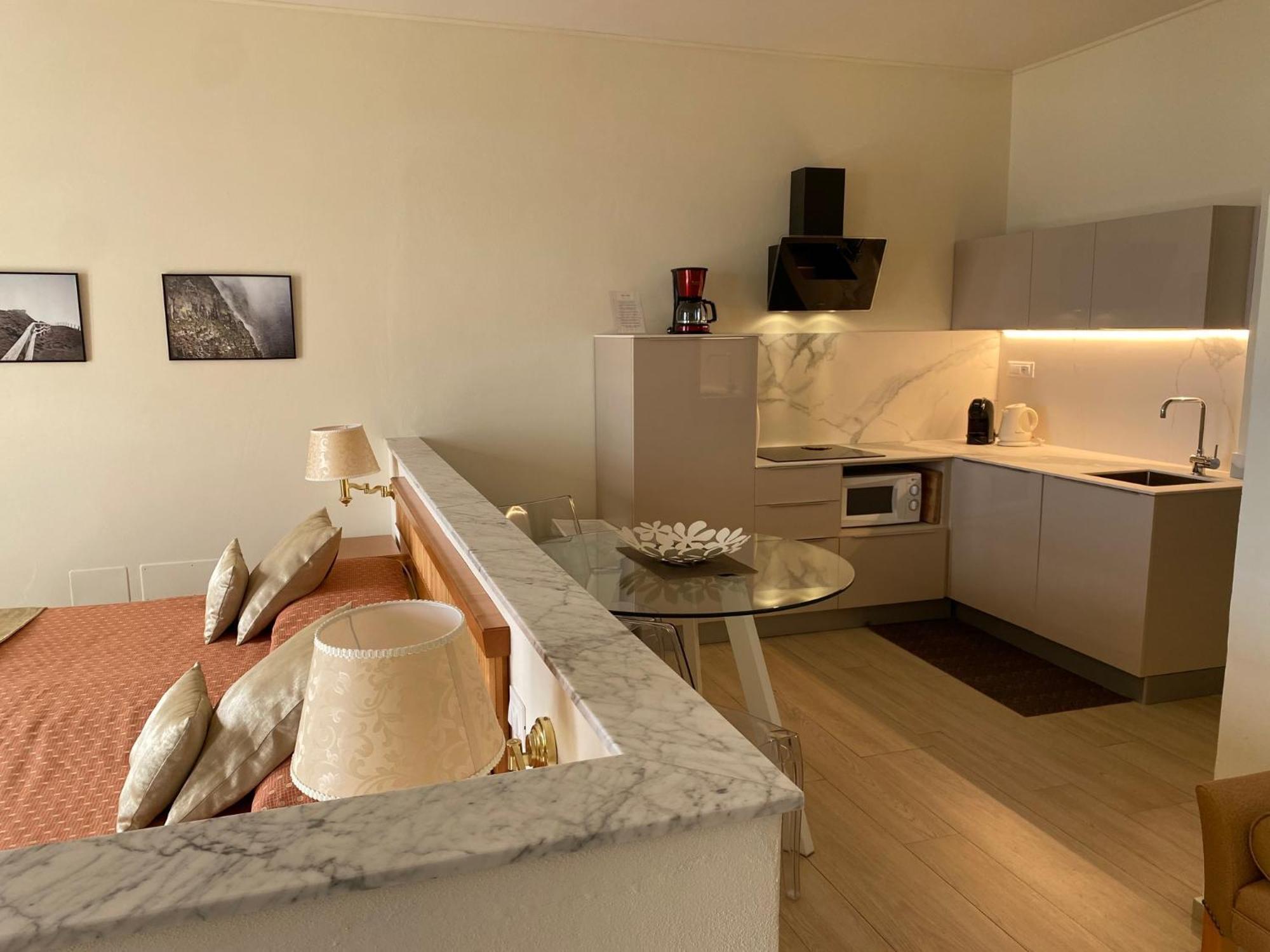Miramare Apartments&Suites La Spezia Kültér fotó
