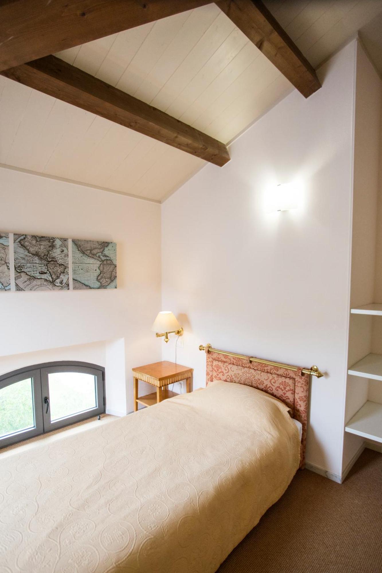 Miramare Apartments&Suites La Spezia Szoba fotó