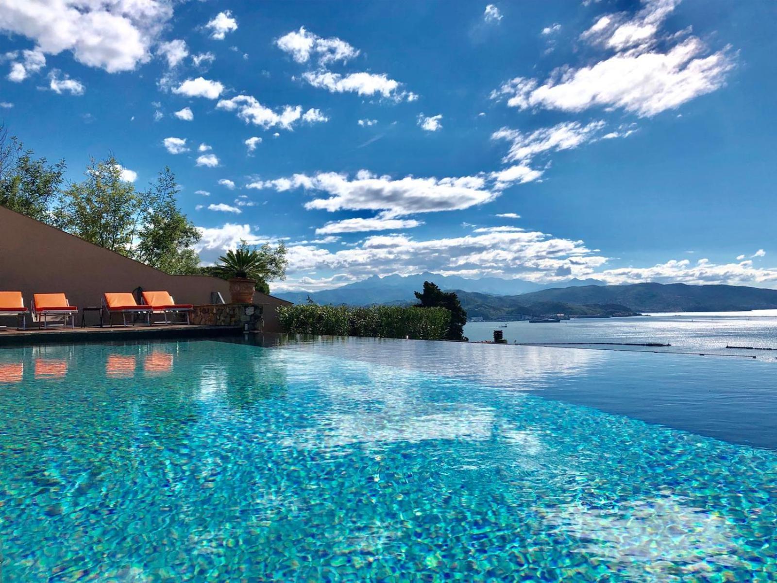 Miramare Apartments&Suites La Spezia Kültér fotó