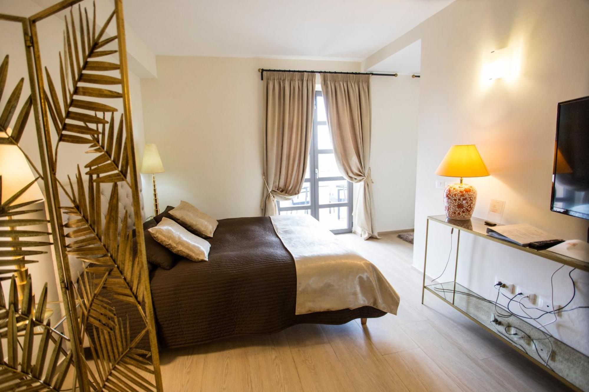Miramare Apartments&Suites La Spezia Szoba fotó